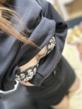 }i~