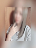 }i~